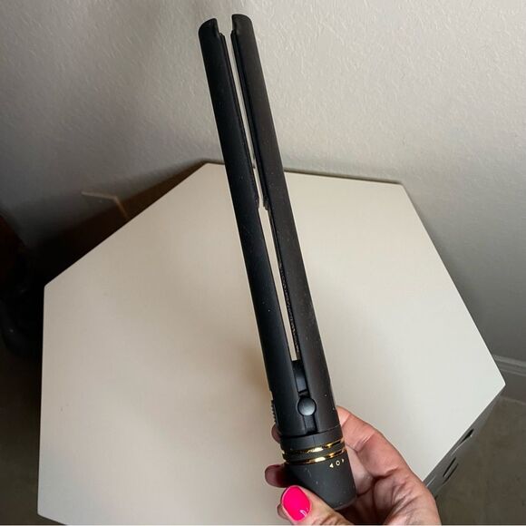 Hot Tools Pro Artist Black Gold Salon Ionic Flat Iron with Glove - Picture 7 of 9